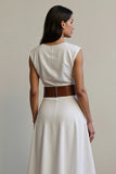 Robe de travail blanche à col en V avec ceinture