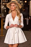 Robe de travail courte corset blanc à revers crantés avec ceinture