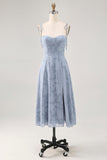 Dusty Blue A Line Midi Spaghetti Straps Robe d’invité de mariage avec fente