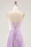 Robe de demoiselle d’honneur longue sans bretelles plissée lilas