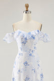 Robe d’invitée de mariée à volants imprimée florale bleue