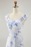 Robe d’invitée de mariée à volants imprimée florale bleue