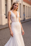 Sirène ivoire col en V sans manches dentelle robe de mariée longue