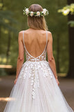 Robe de mariée ivoire à col en V avec appliques