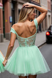 Corset vert menthe une robe courte de retour à la maison avec appliques