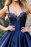 Corset en satin Robe courte de bal marine avec appliques