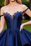Corset en satin Robe courte de bal marine avec appliques