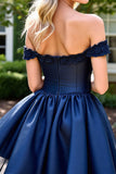 Robe courte corset marine avec appliques