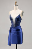 Robe de bal corset perlé en satin bleu marine avec ceinture