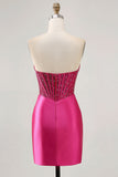 Robe courte de bal corset perlé moulant fuchsia scintillant