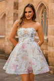 Robe courte trapèze à paillettes scintillantes sans bretelles fleurie pour les retrouvailles