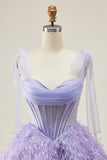 Lilas A-ligne spaghetti bretelles Corset perlé Robe courte de retour à la maison avec plumes