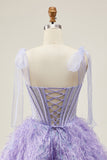 Lilas A-ligne spaghetti bretelles Corset perlé Robe courte de retour à la maison avec plumes