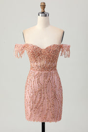 Dusty Rose Moulante Corset Épaules Dénudées Robe Courte de Retrouvailles avec Perles