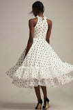 Robe à pois noirs blancs à volants A Line