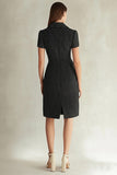 Robe de travail noire à col haut à simple boutonnage