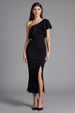 Robe longue formelle noire à une épaule fourreau à volants