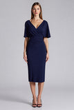 Robe formelle midi marine à manches courtes fourreau