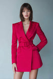 Robe courte de travail en satin fuchsia à revers en pointe