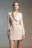 Robe de travail courte en satin à revers châle champagne
