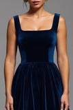 Robe de soirée de vacances longue en velours bleu marine à col carré