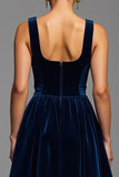Robe de soirée de vacances longue en velours bleu marine à col carré