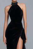 Robe formelle noire à col haut en velours avec fente