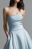 Robe formelle bustier bleu ciel une ligne en satin