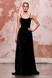 Robe de soirée simple en velours noir à bretelles spaghetti
