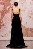 Robe de soirée simple en velours noir à bretelles spaghetti