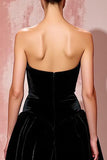 Robe de soirée simple en velours noir sans bretelles
