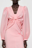 Robe froncée rose à manches longues col V
