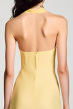 Robe en crêpe jaune licol une ligne