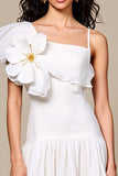 Robe à volants floraux blancs