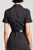 Robe noire à pois à col polo