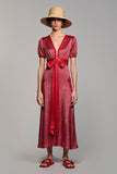 Robe longue d’invitée de mariage à col en V en satin rouge avec manches
