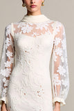 dentelle ivoire fourreau longue robe d’invité de mariage