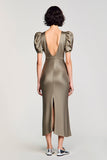 Robe longue d’invitée de mariage en satin olive à manches bouffantes