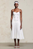 Robe d’invitée de mariage midi blanche avec dentelle