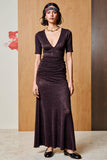 Robe à col en V noir scintillant