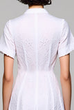 Simple A Ligne Col V Longue Robe D’invitée De Mariage Blanche
