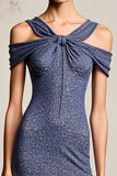 Une ligne froncée gris bleu midi robe d’invitée de mariée