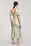 Col bénitier Une ligne Robe d’invité de mariage en satin