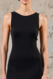 Robe d’invitée longue de mariage en satin noir simple à col rond