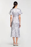 Robe à manches courtes imprimée grise