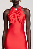 Robe en mousseline de soie froncée fourreau rouge licol