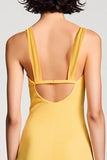 Robe d’invitée de mariage froncée à col en V fourreau jaune
