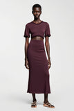 Robe d’invitée de mariée en satin fourreau rouge foncé