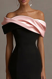 Robe longue de soirée fourreau en satin noir et rose à volants