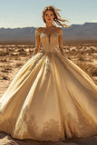 Robe de bal à épaules dénudées en dentelle dorée Quinceanera